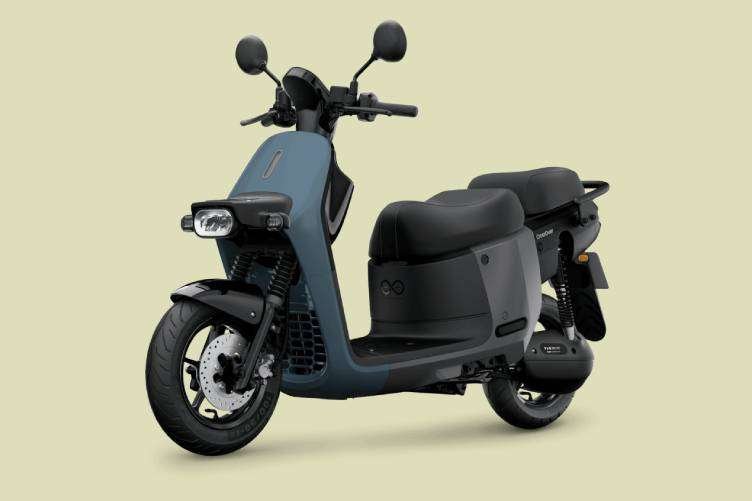 Gogoro CrossOver Electric Scooter: A New Era of Adventure on Two Wheels